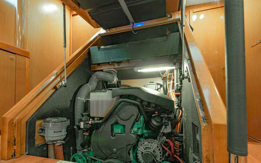 2017 Beneteau Oceanis 60