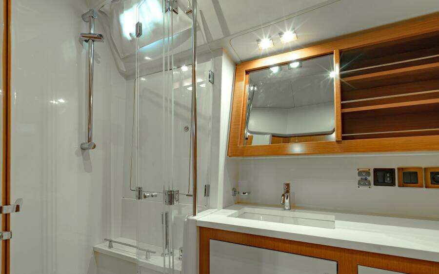 2017 Beneteau Oceanis 60