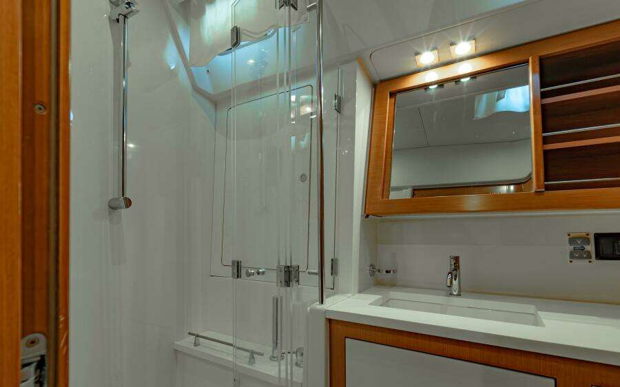 2017 Beneteau Oceanis 60