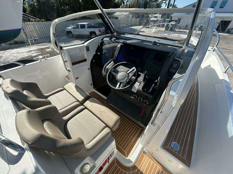 2024 Nimbus Tender 9