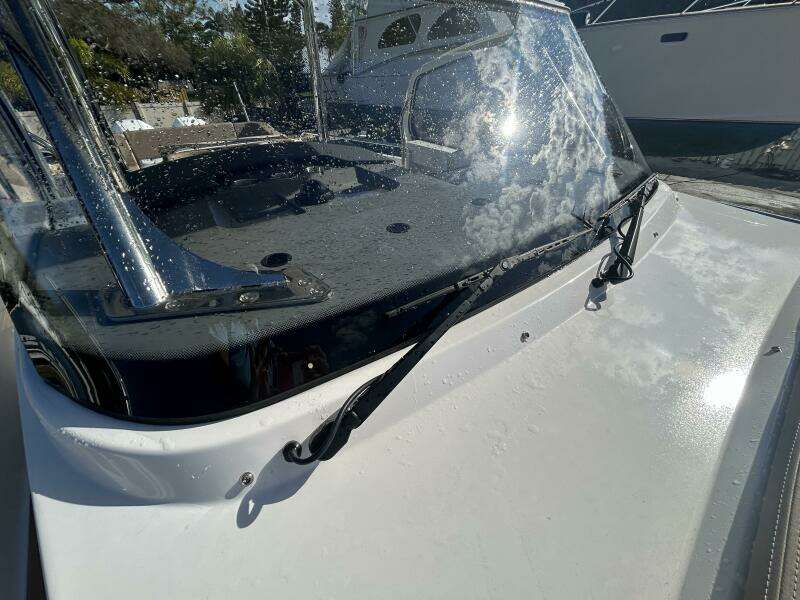 2024 Nimbus Tender 9