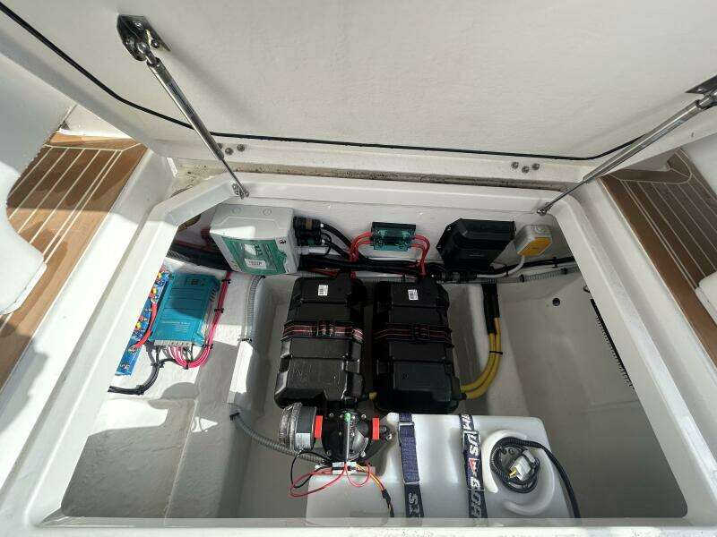 2024 Nimbus Tender 9