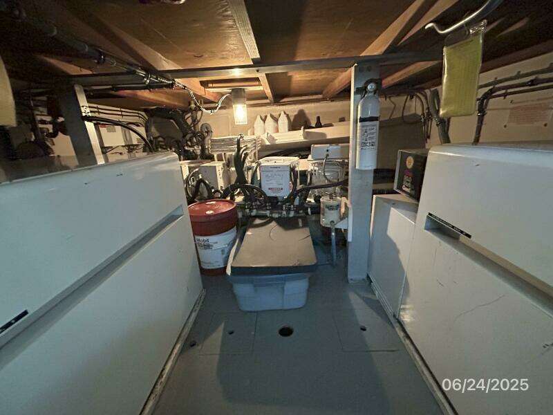 63' Hatteras generator room port