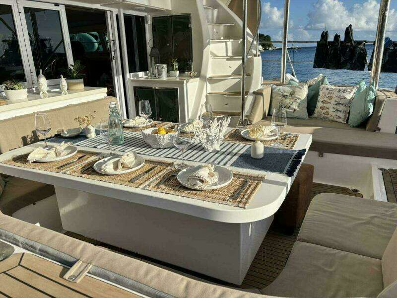 2023 Royal Cape Catamarans 570 Flybridge