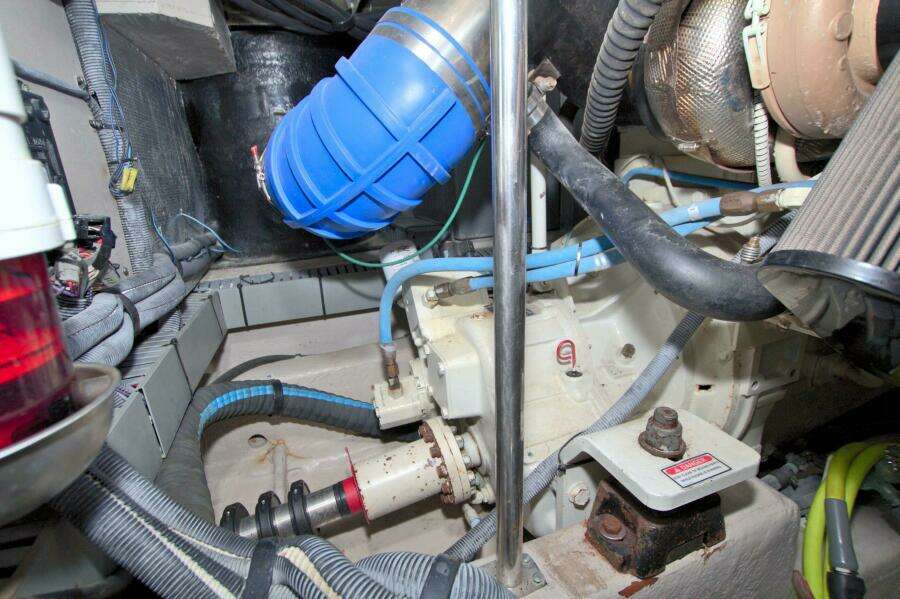 2003 Sea Ray 480 Motor Yacht