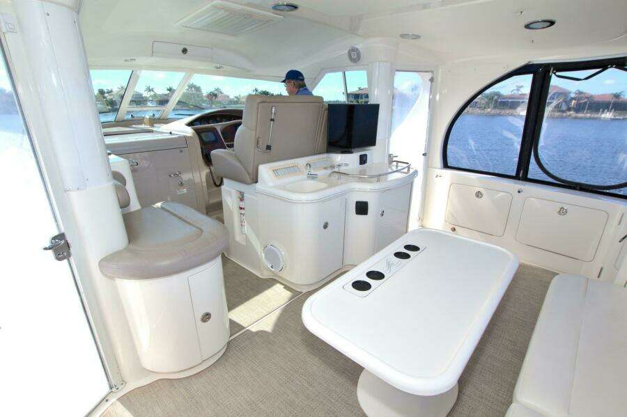 2003 Sea Ray 480 Motor Yacht