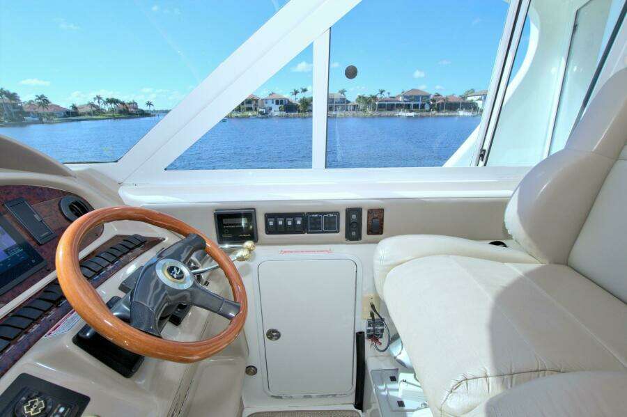2003 Sea Ray 480 Motor Yacht