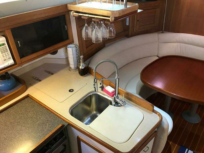 1995 Catalina 42 Mk II