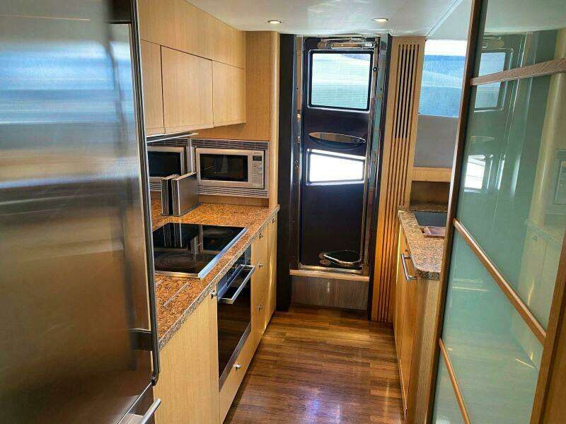 2011 Princess Yachts 