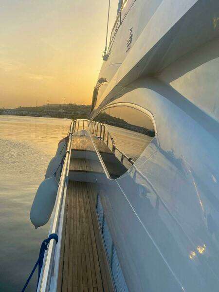 2011 Princess Yachts 