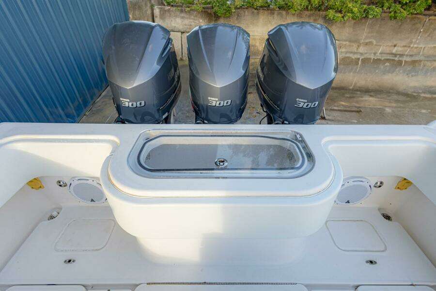 2012 Invincible 36 Open Fisherman