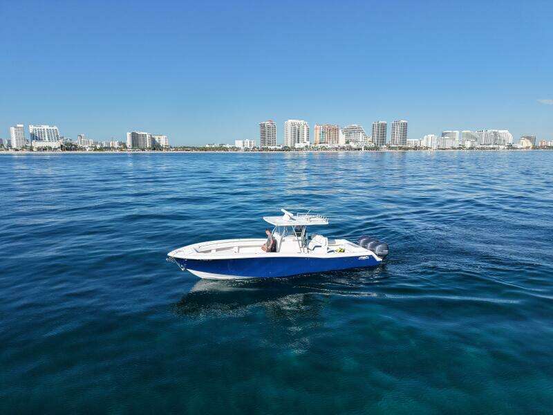 2012 Invincible 36 Open Fisherman