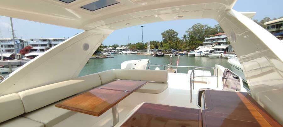 2011 Azimut 58 Fly