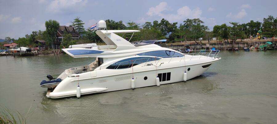 2011 Azimut 58 Fly