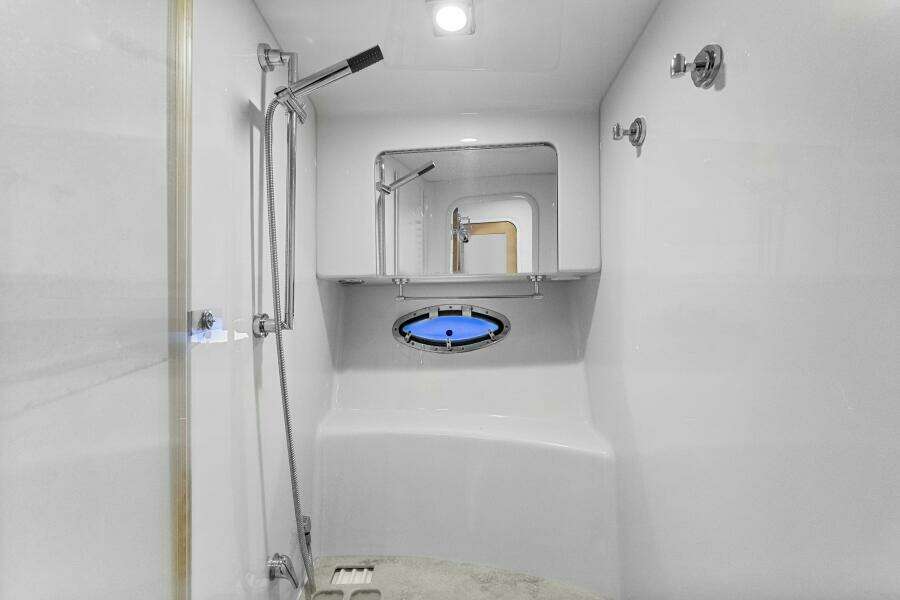 2016 Formula 45 Yacht