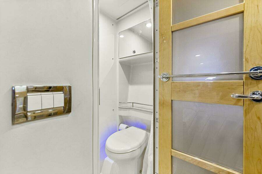 2016 Formula 45 Yacht