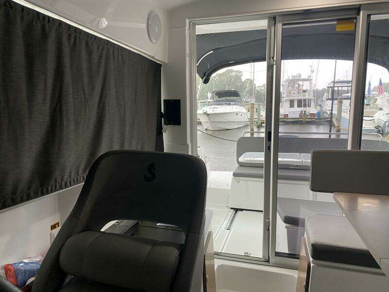 2023 Beneteau Antares 8