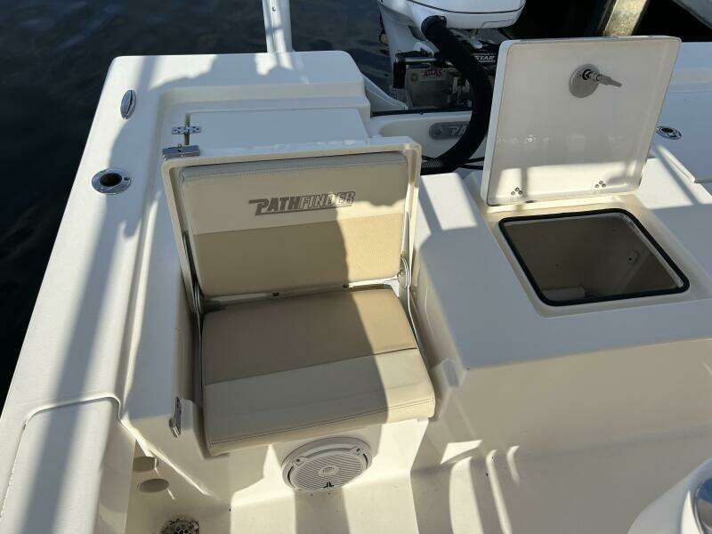 2019 Pathfinder 2200 CC