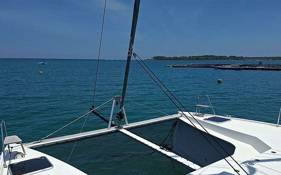 2019 Nautitech 40 Open