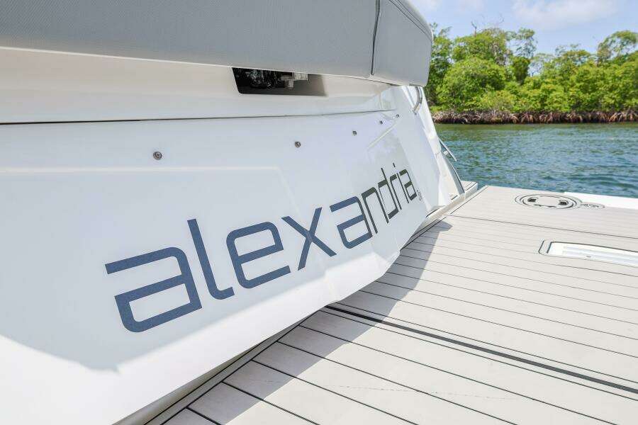 2014 Cruisers Yachts 45 Cantius