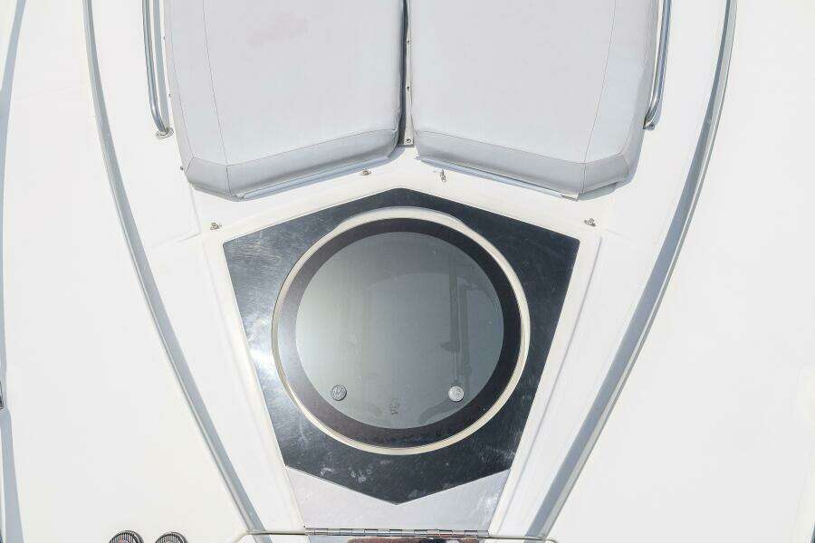 2014 Cruisers Yachts 45 Cantius