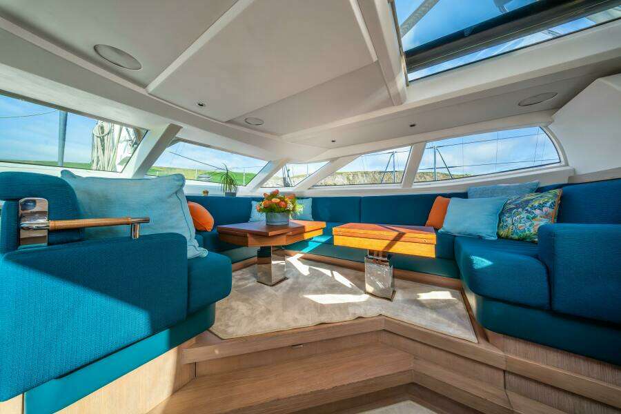2013 Oyster Yachts Oyster 885