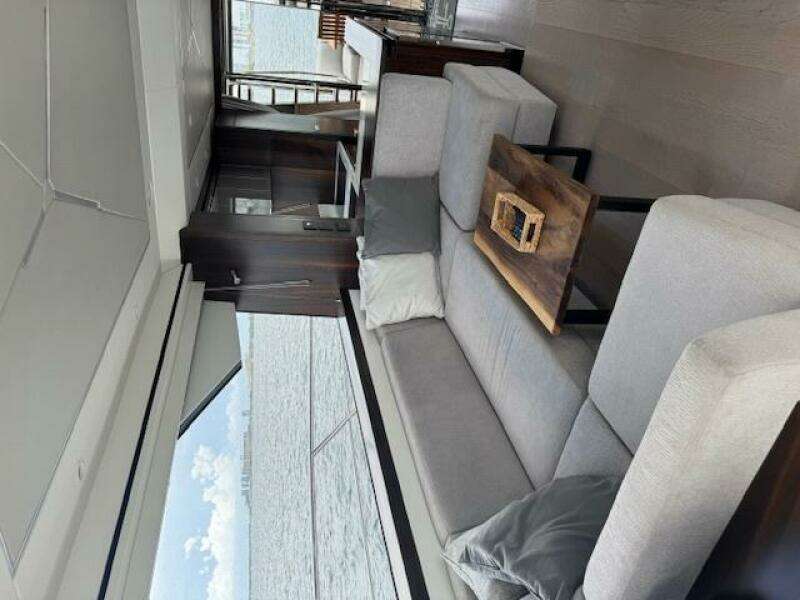 2022 Sunseeker Manhattan 68