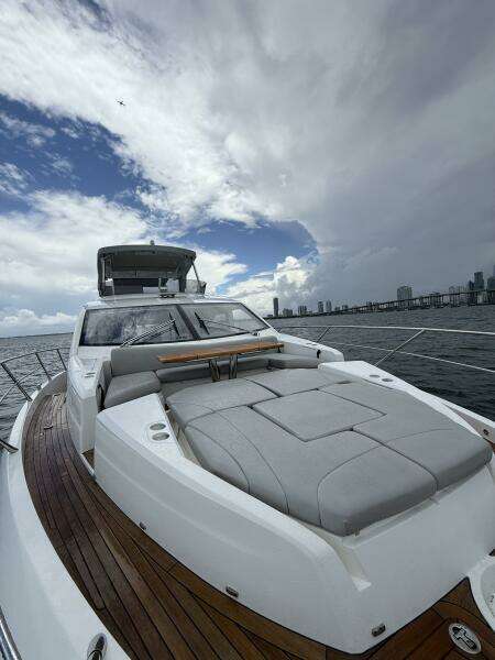 2022 Sunseeker Manhattan 68