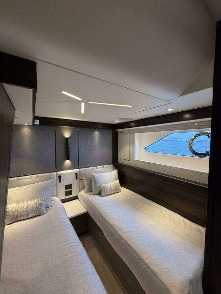 2022 Sunseeker Manhattan 68