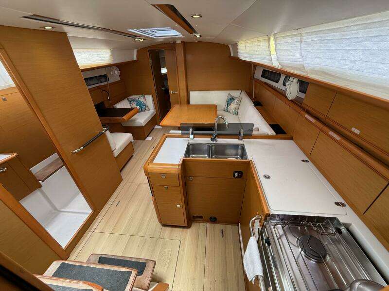 2015 Jeanneau 409