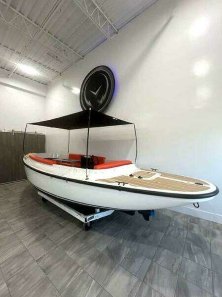 2024 Vision Fantail 217