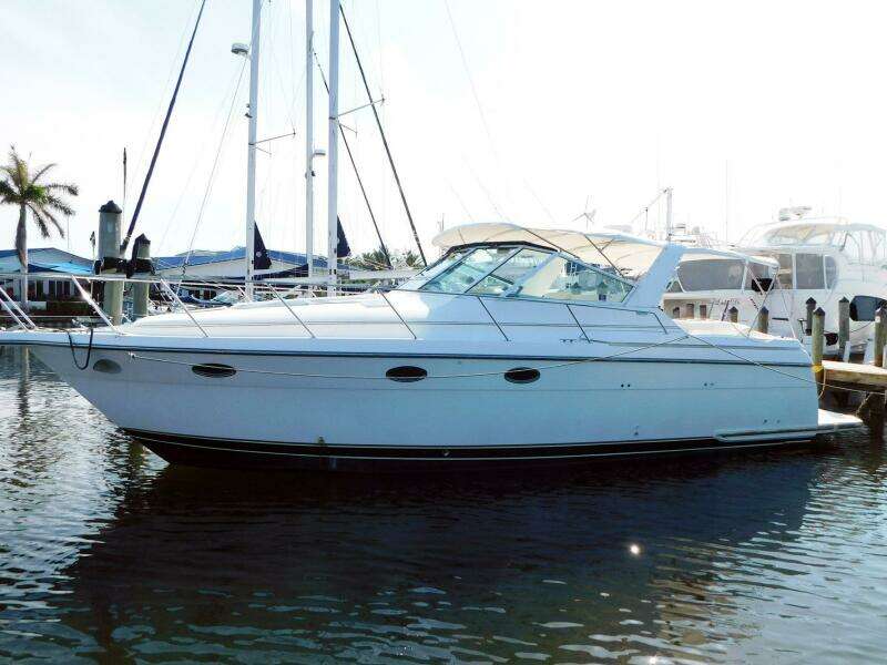 2001 Tiara Yachts 3500 Express