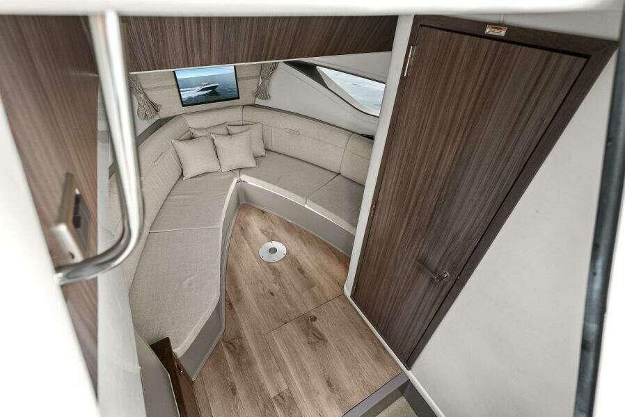 2021 Sea Ray 320 DA-OB