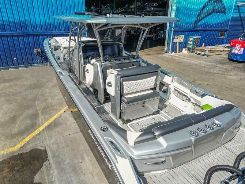 2021 Nor-Tech 390 Sport