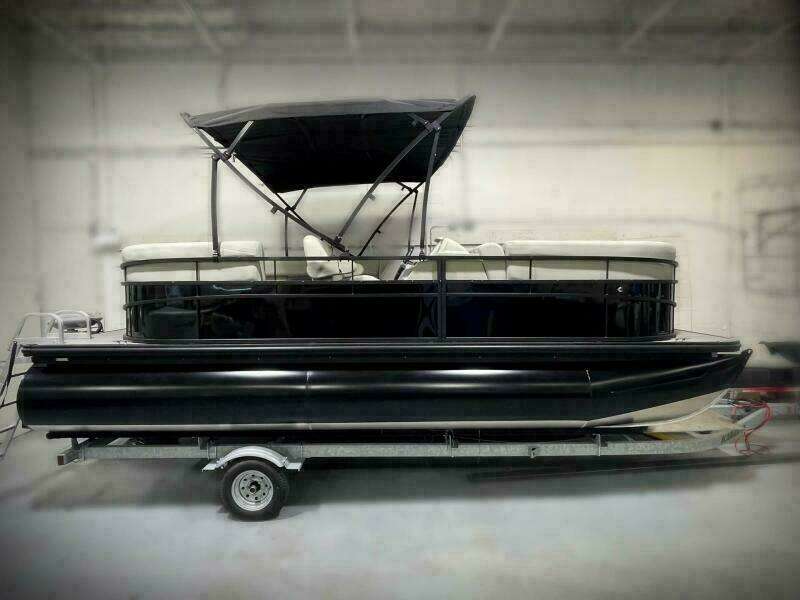 2024 Vision WX Tritoon