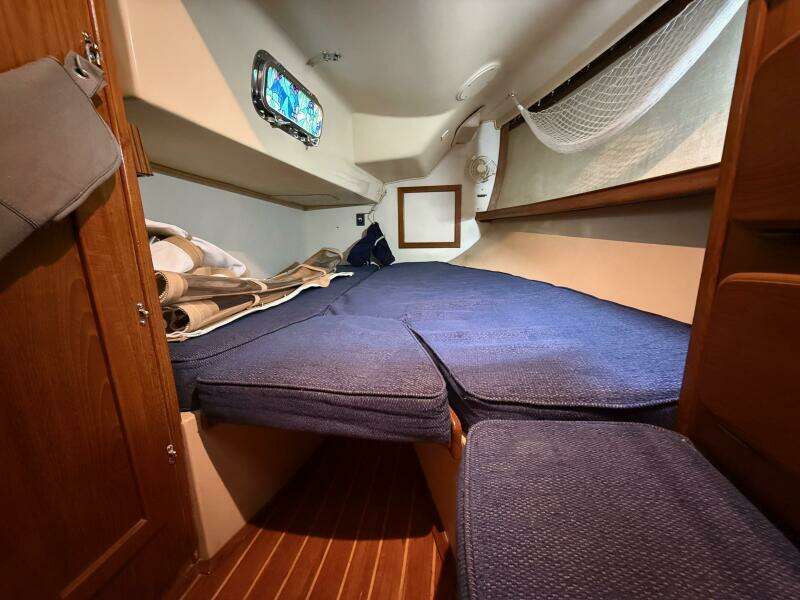 1987 Island Packet 38