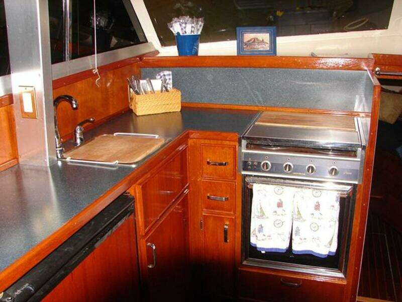 1979 Chris-Craft 360 Commander Sport Fish