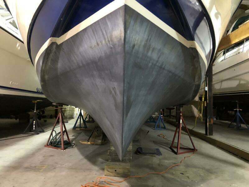 1979 Chris-Craft 360 Commander Sport Fish