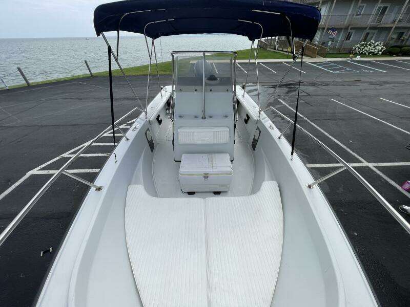 1993 Boston Whaler 21 Outrage