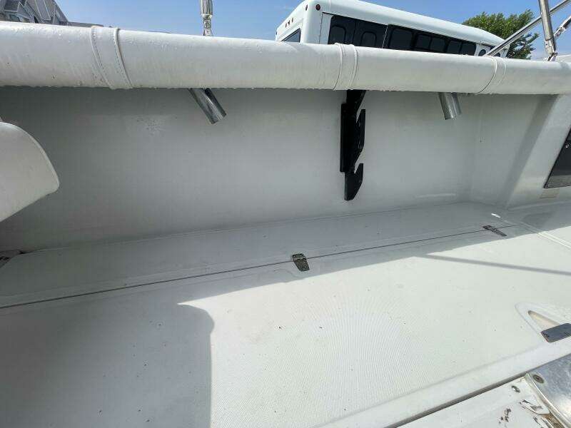 1993 Boston Whaler 21 Outrage