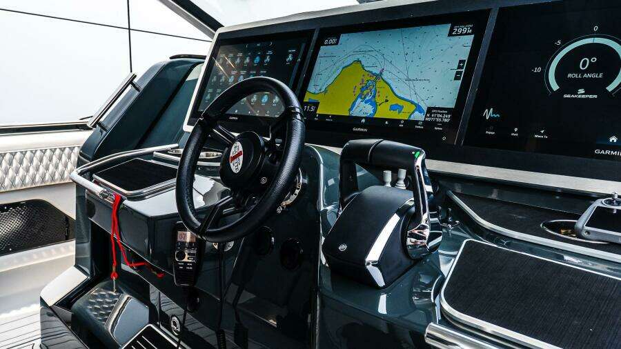 2025 Cigarette 52 THUNDER