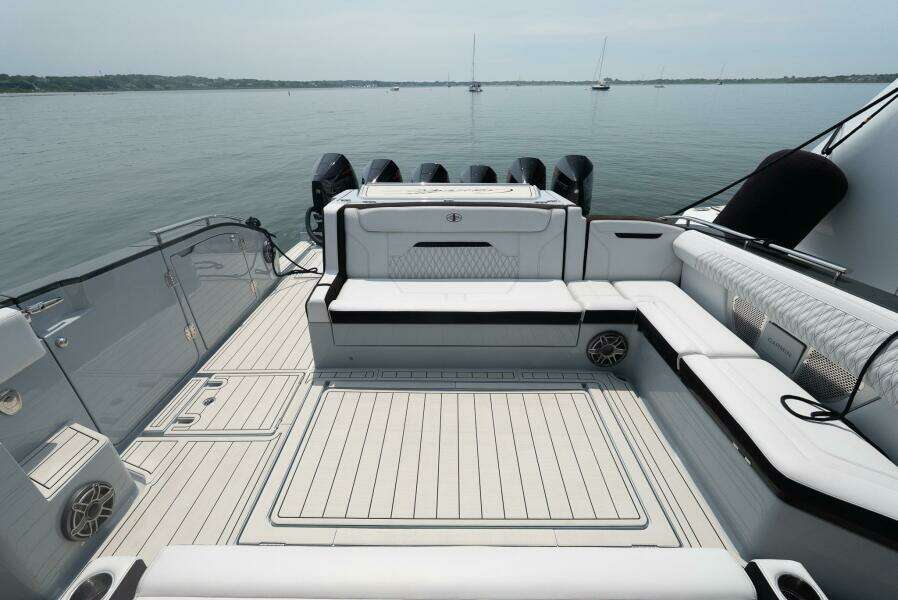 2025 Cigarette 52 THUNDER