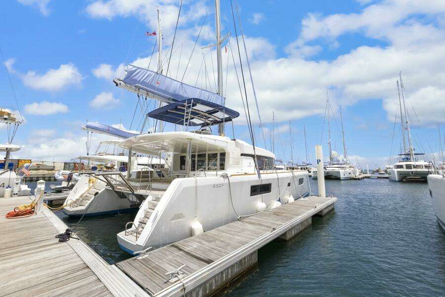2022 Lagoon 52 F