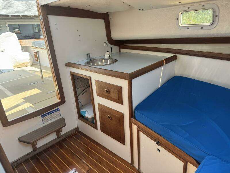 1984 Surf-Hunter Surfhunter 25