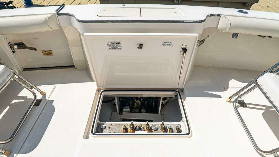 2008 Cabo 38 Express