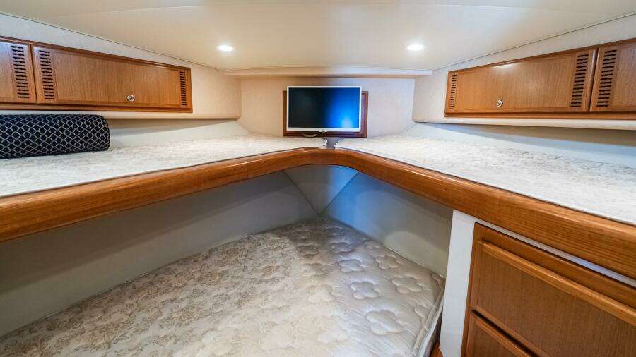 2008 Cabo 38 Express