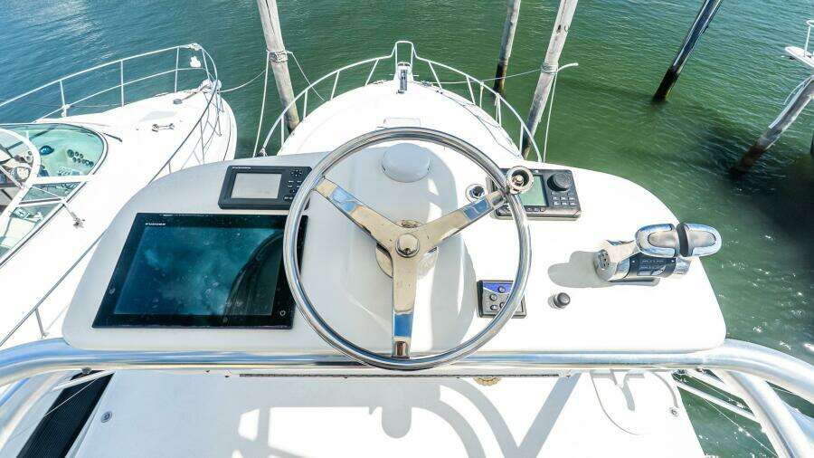 2008 Cabo 38 Express