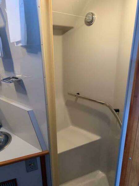 1989 Sea Ray 390 Express