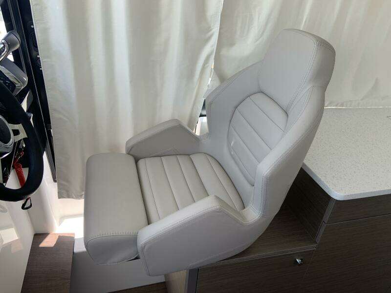 2025 Jeanneau NC 1095 Coupe