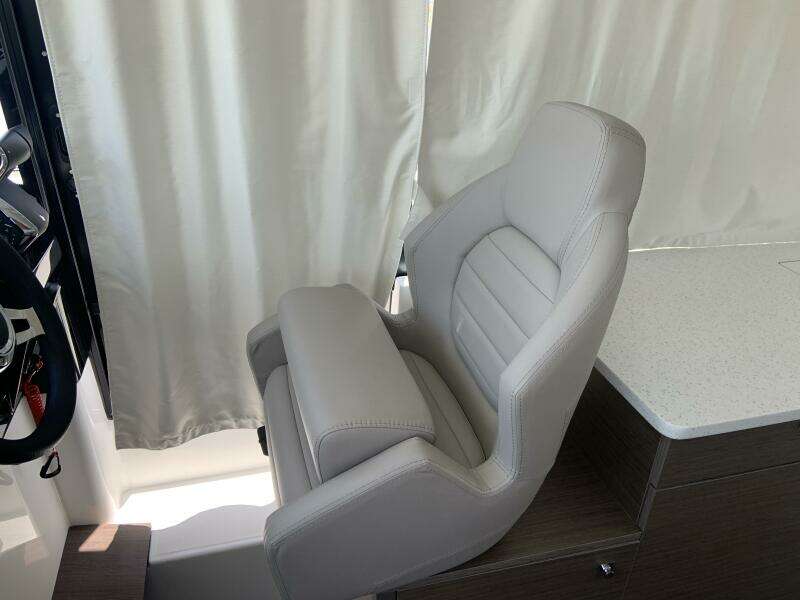 2025 Jeanneau NC 1095 Coupe